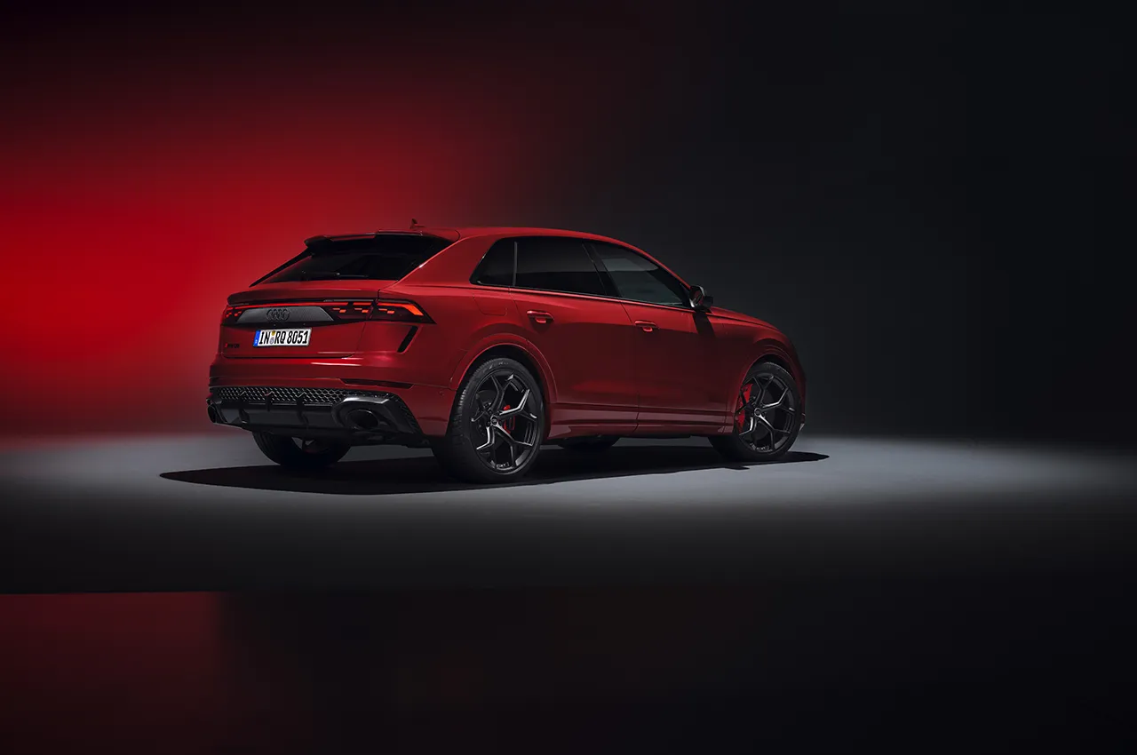 AuotmobileFa Audi RS Q8 3 14030416