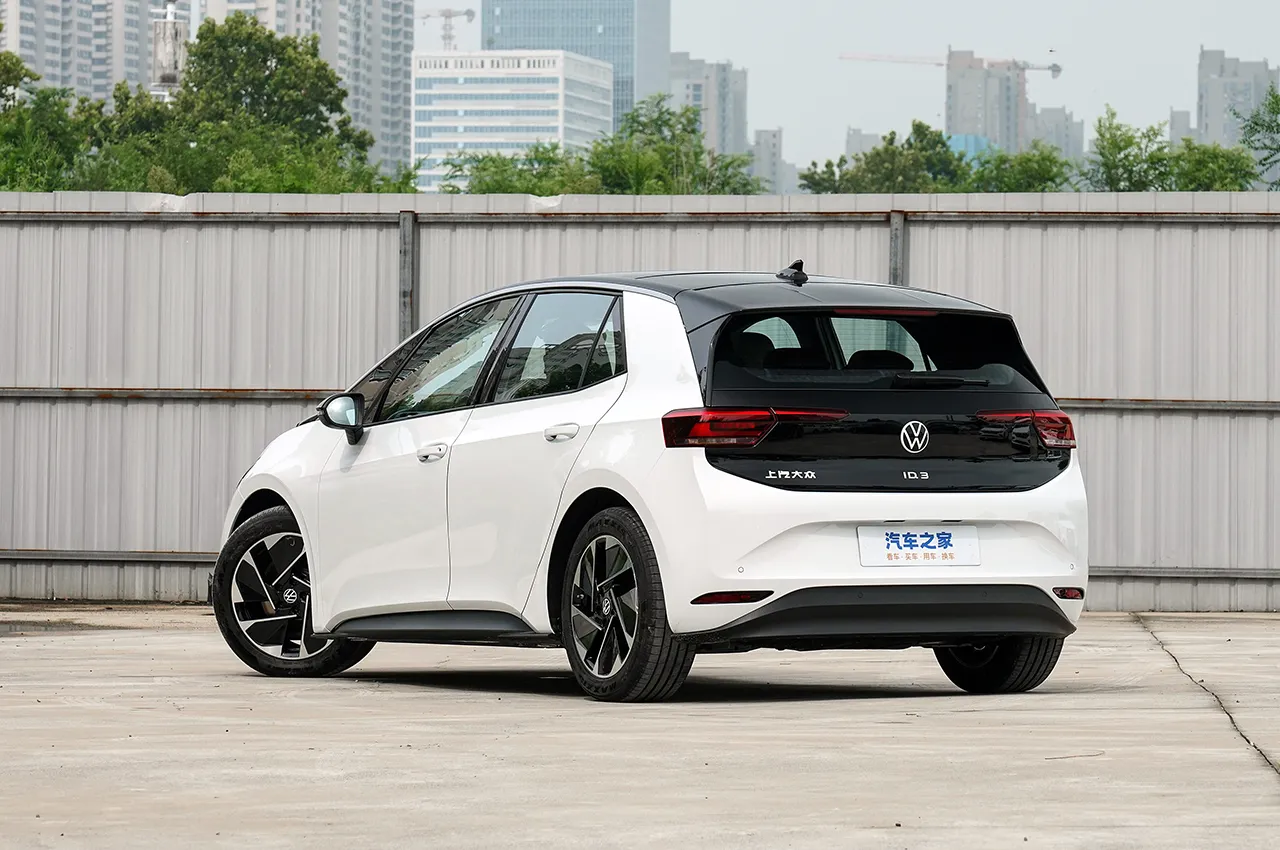 AutomobileFa VW ID3 14031214 4