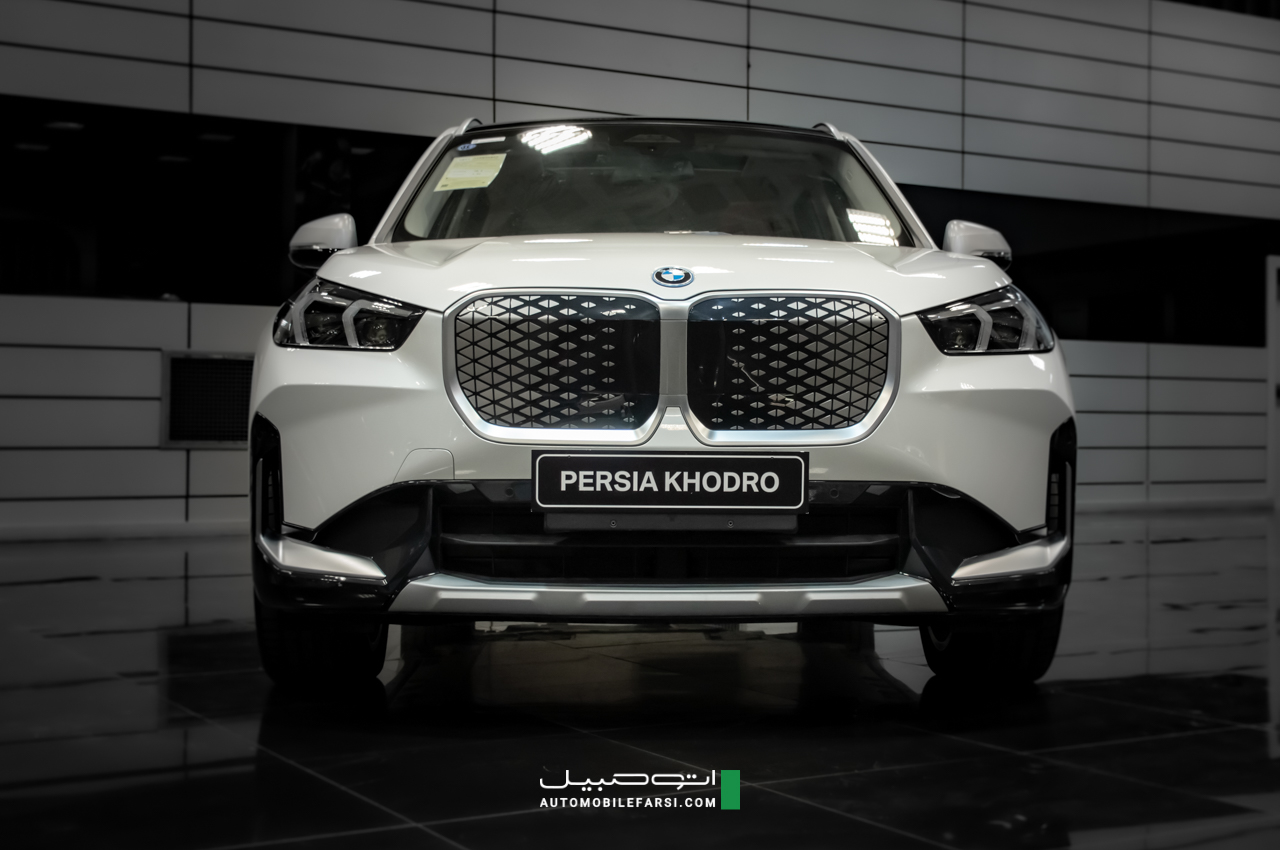 BMW iX1 xDrive 30L