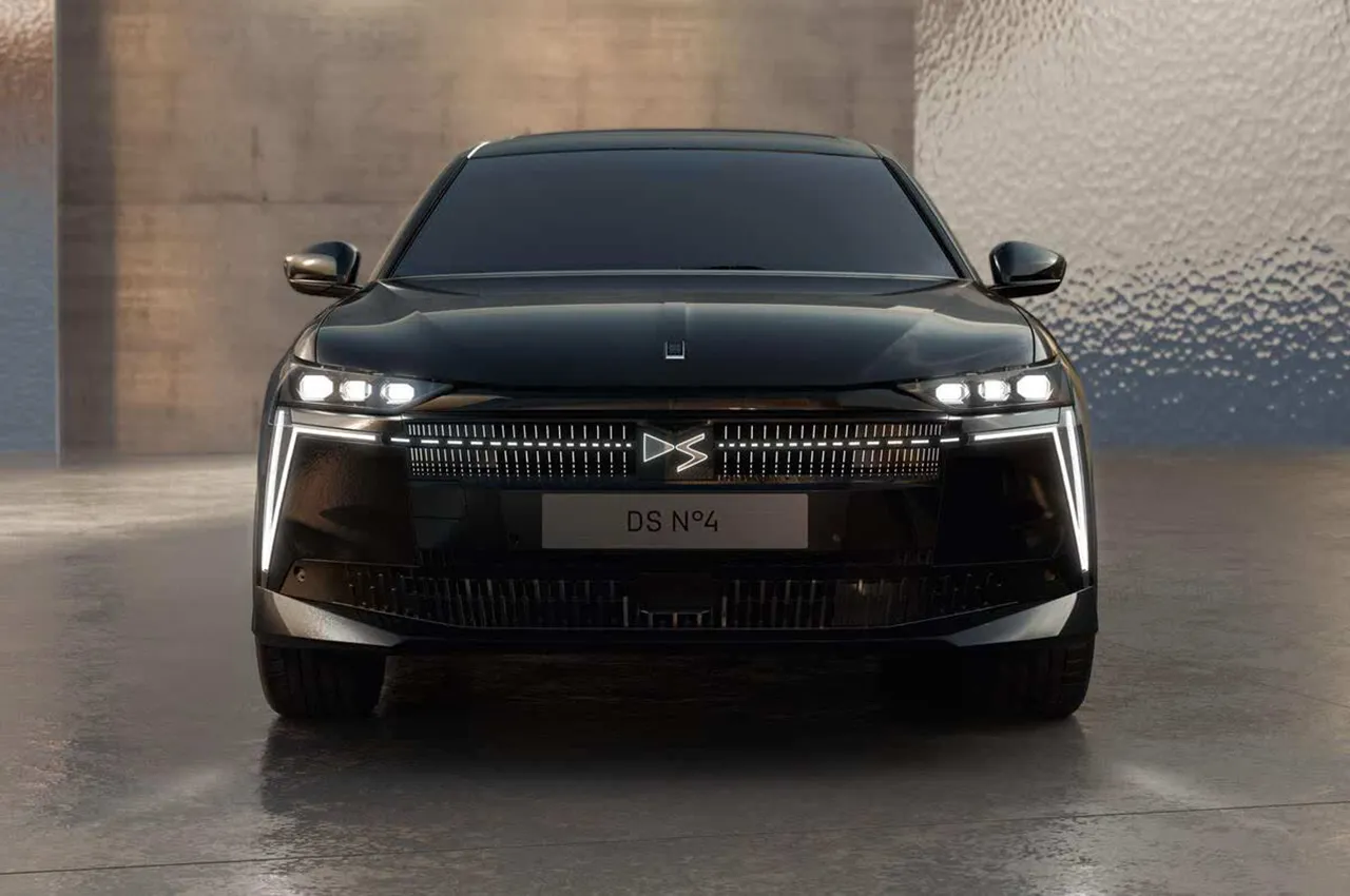 AutomobileFa DSN4 14040227 6
