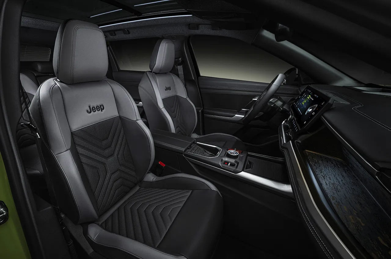 AutomobileFa Jee Compass 14040216 9