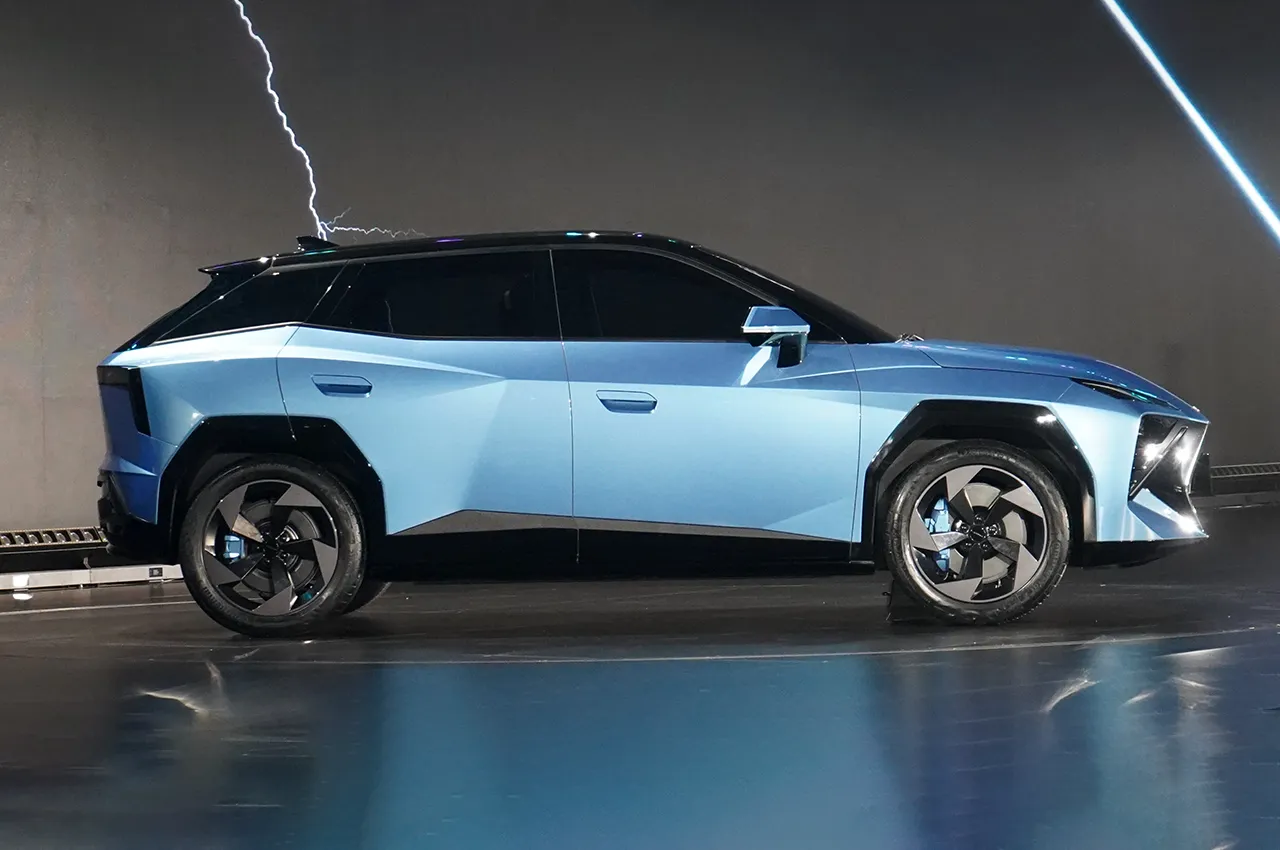 AutomobileFa Omoda 3 14040217 2