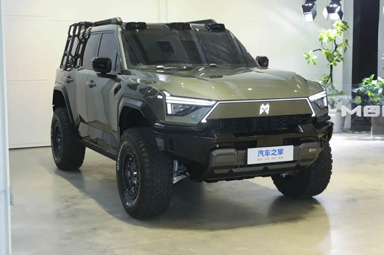 Dongfeng Warrior M817
