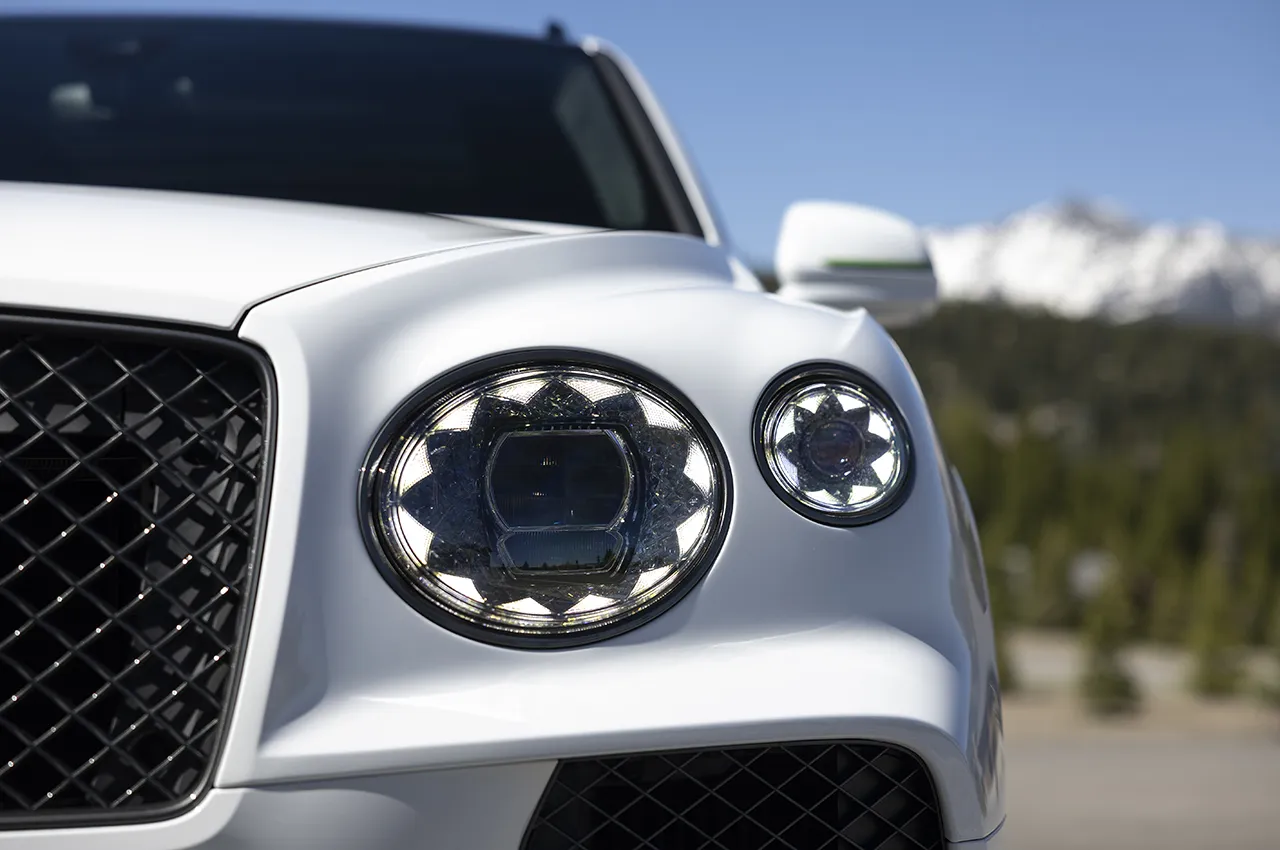 AutomobileFa bentley bentayga 14040317 11