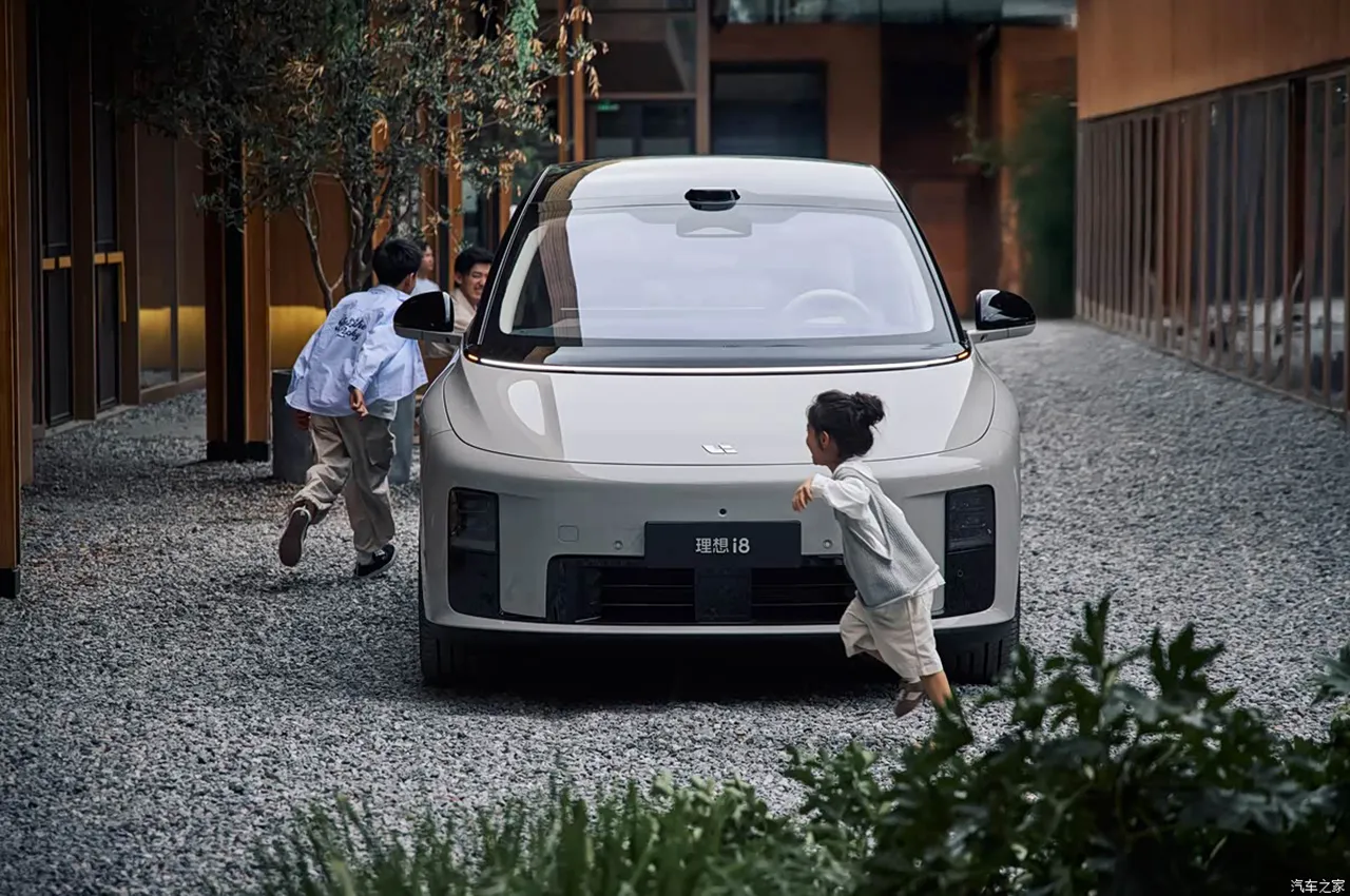 Ideal i8 SUV