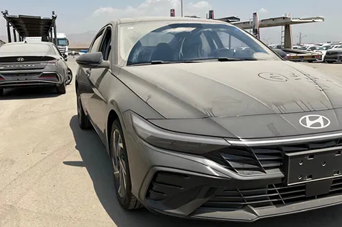 Hyundai Elantra 2025