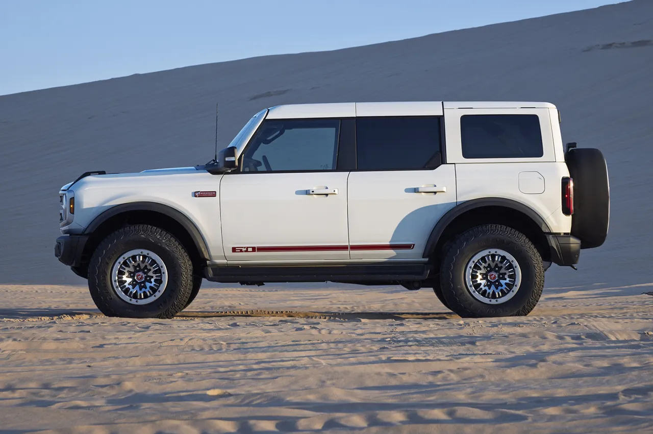 automobilefaFord Bronco 2026 14040513 2