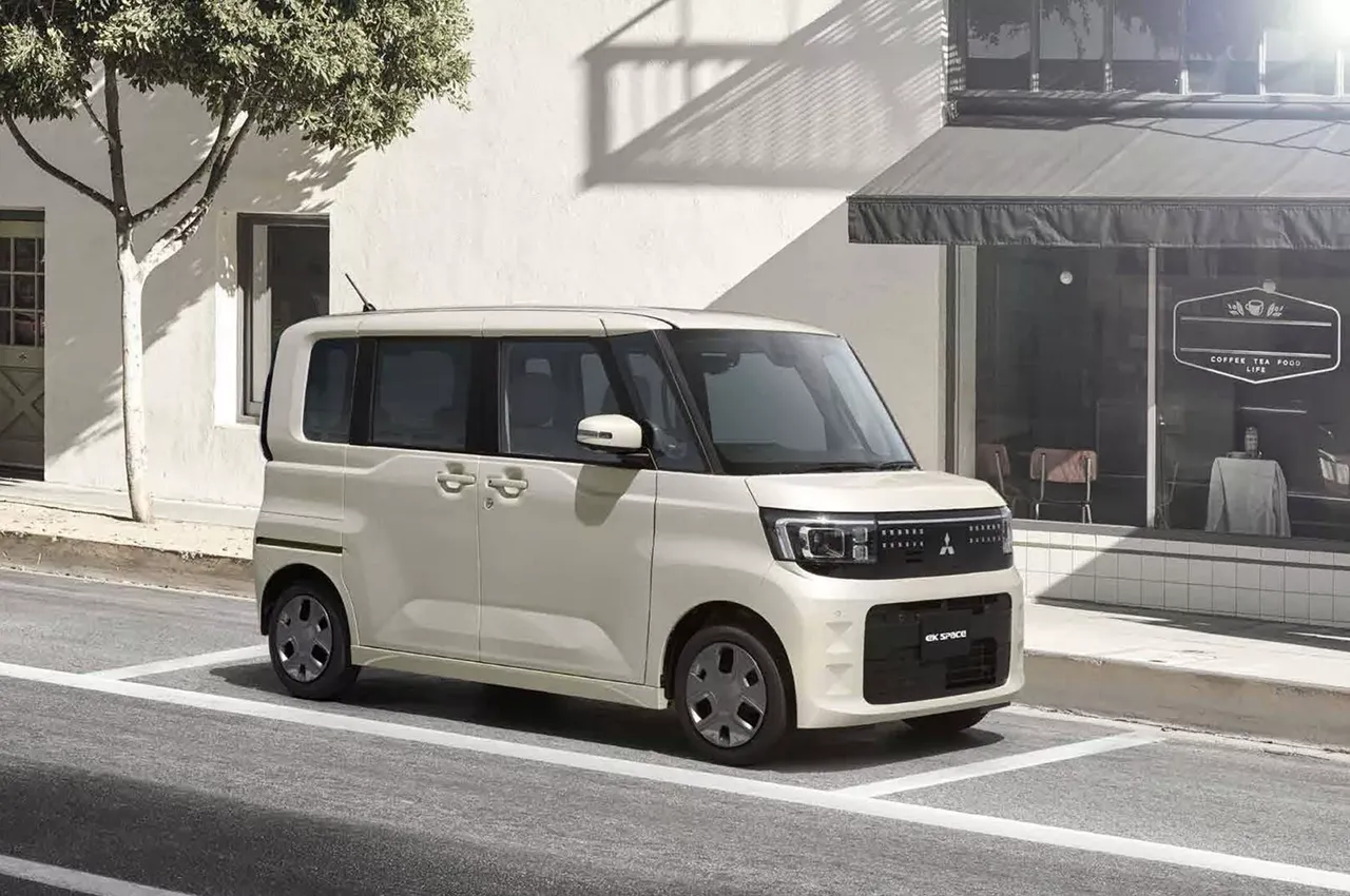 AutomobileFa 2025 Mitsubishi eK Space 14040613 1