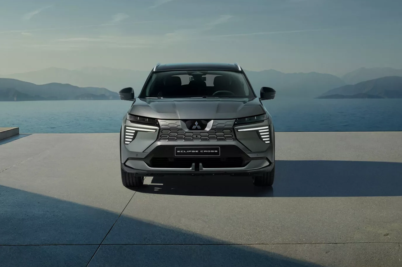 AutomobileFa Mitsubishi Eclipse Cross EV 14040629 11