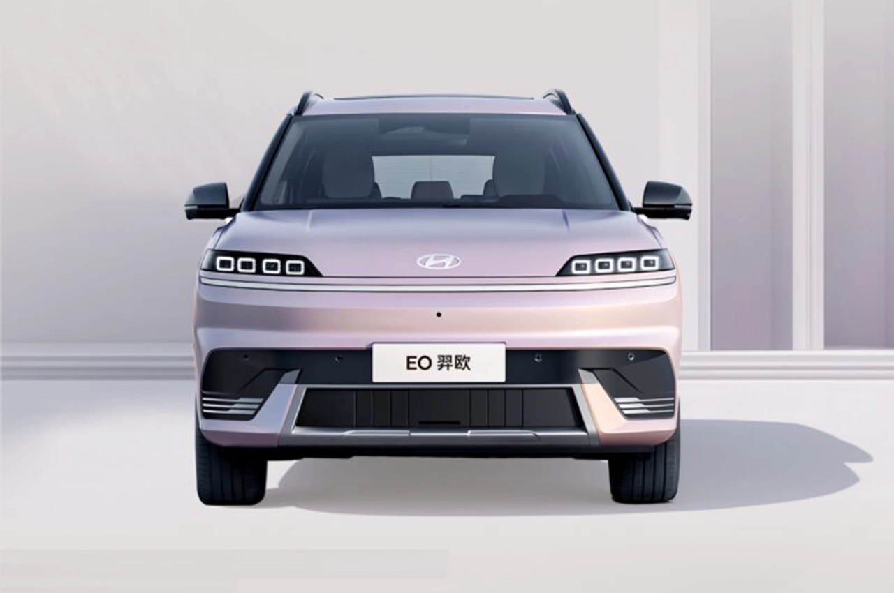 AutomobileFa Hyundai Elexio EO 14040723 3