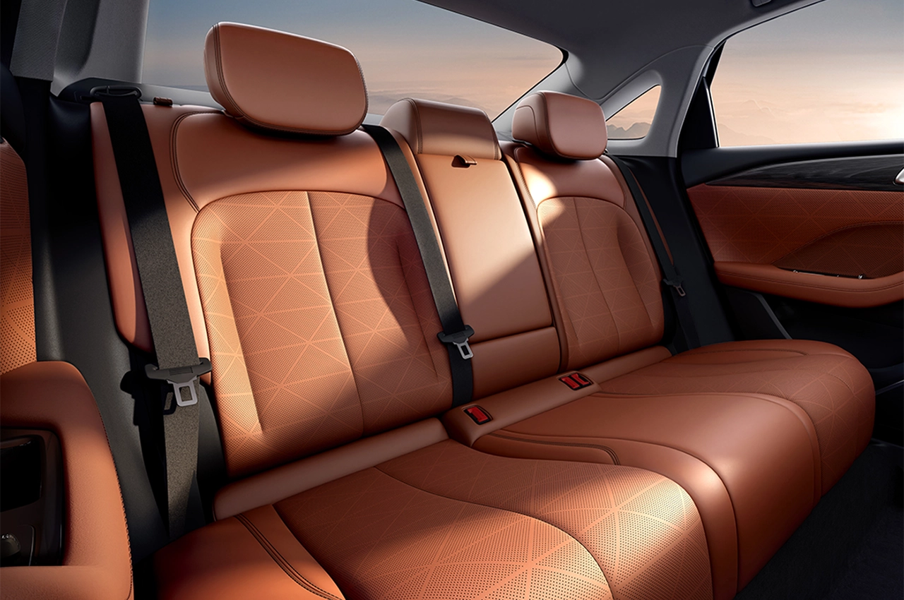 AutomobileFa Geely Emgrand 2026 14040819 3