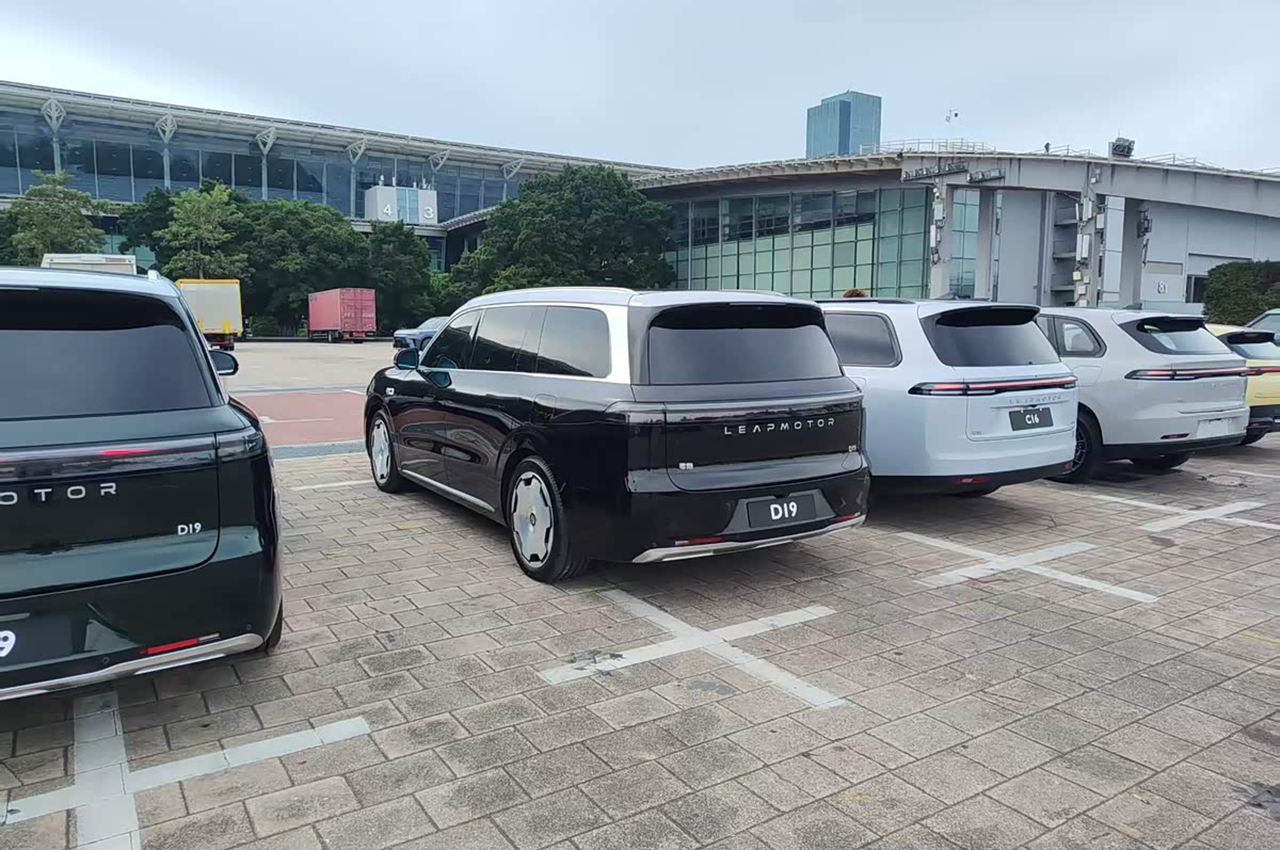 AutomobileFa Guangzhou Auto Show 14040829 11