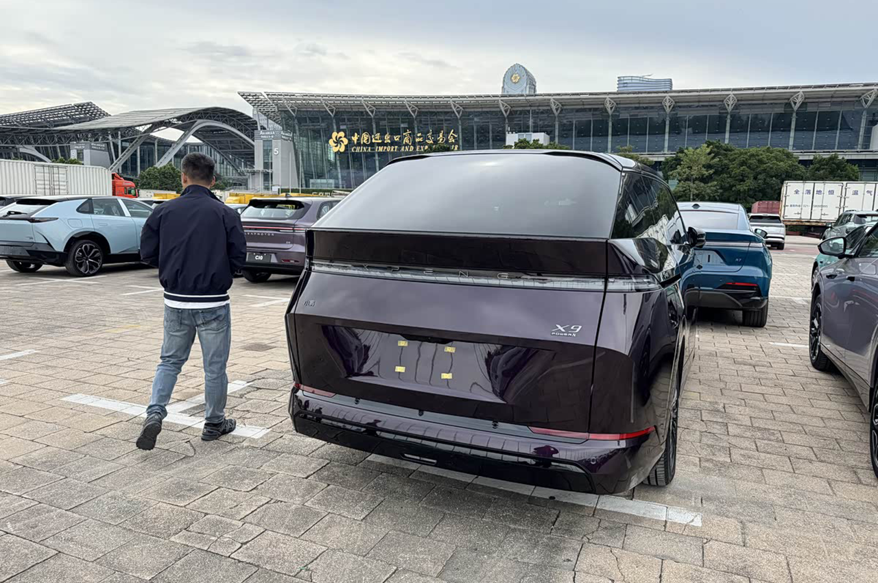 AutomobileFa Guangzhou Auto Show 14040829 25