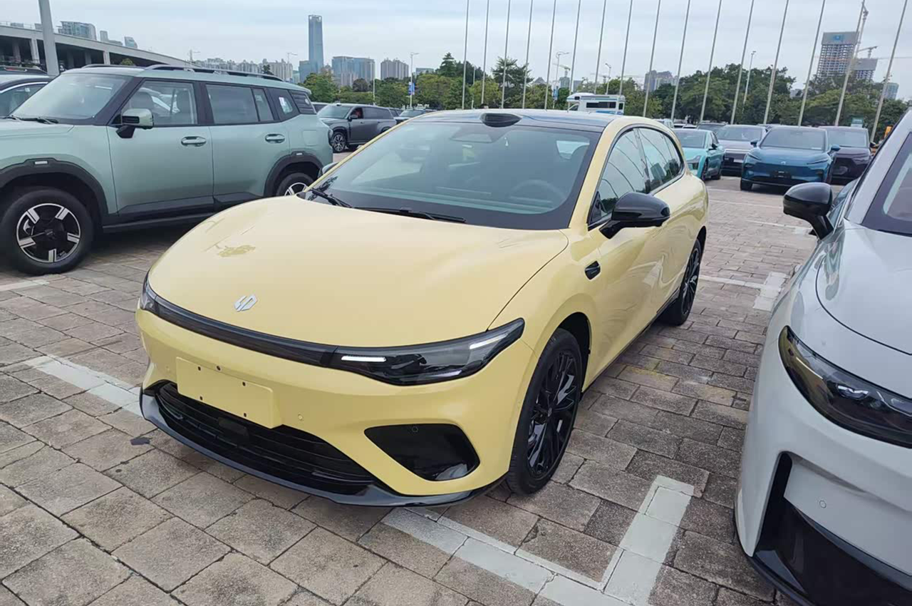 AutomobileFa Guangzhou Auto Show 14040829 56