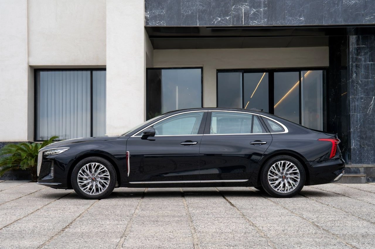 AutomobileFa Hongqi H5 14040819 2