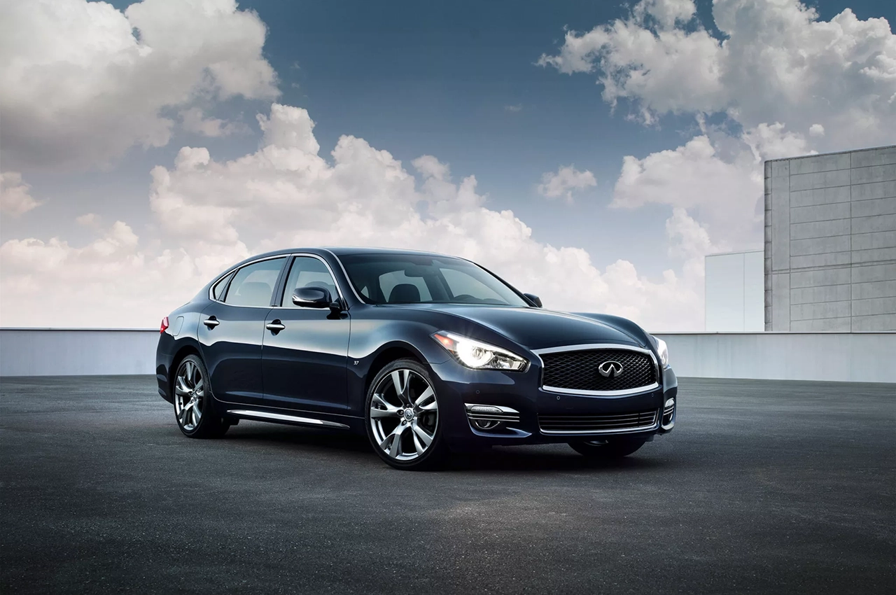AutomobileFa Infiniti Q70L 14040818 3