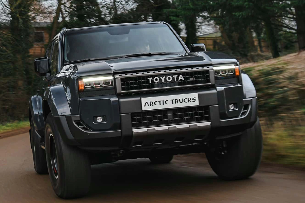 AutomobileFa New Toyota Land Cruiser AT37 14040819 7