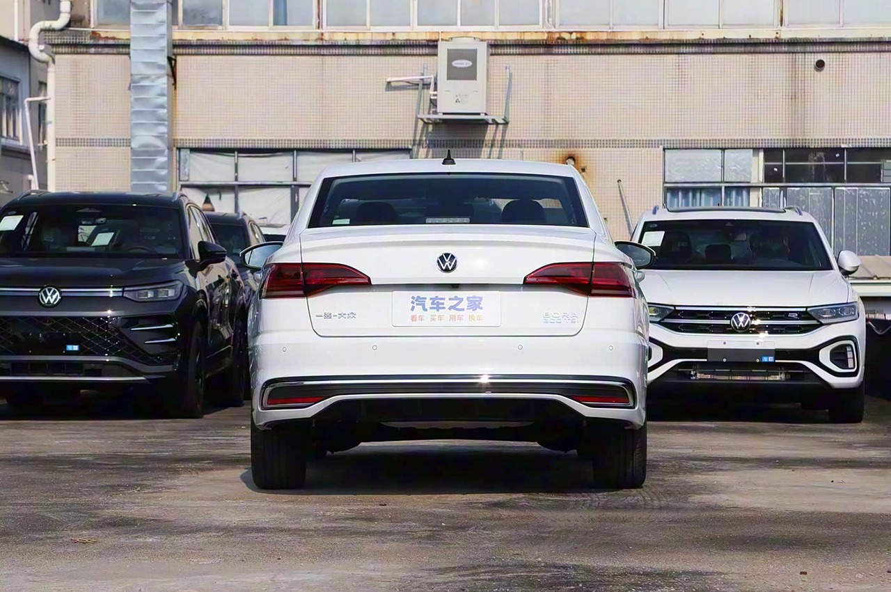 AutomobileFa Volkswagen Bora 2026 14040813 1