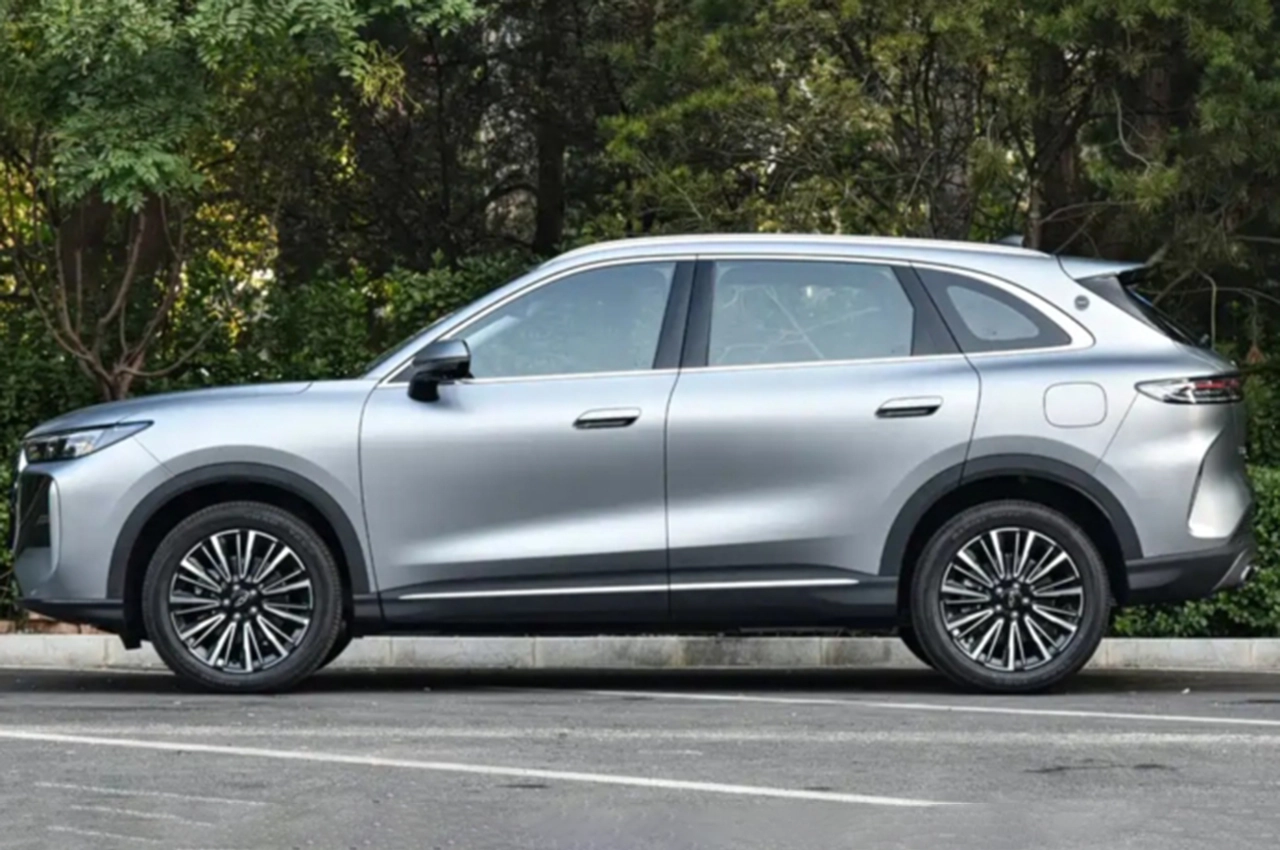 AutomobileFa new Tiggo 8 14040813 5