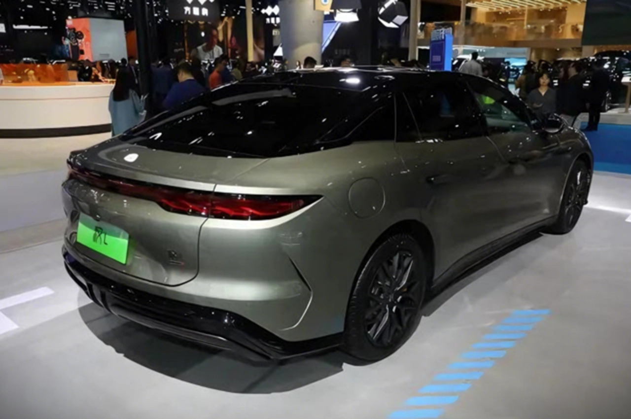 AutomobileFa 2026 BYD Han L 14040902 2