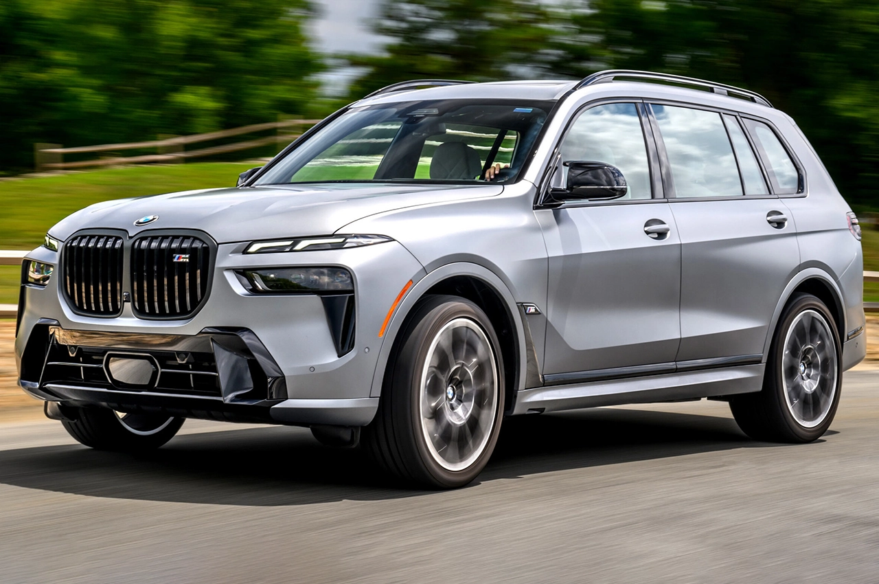 AutomobileFa BMW X7 14040925 1