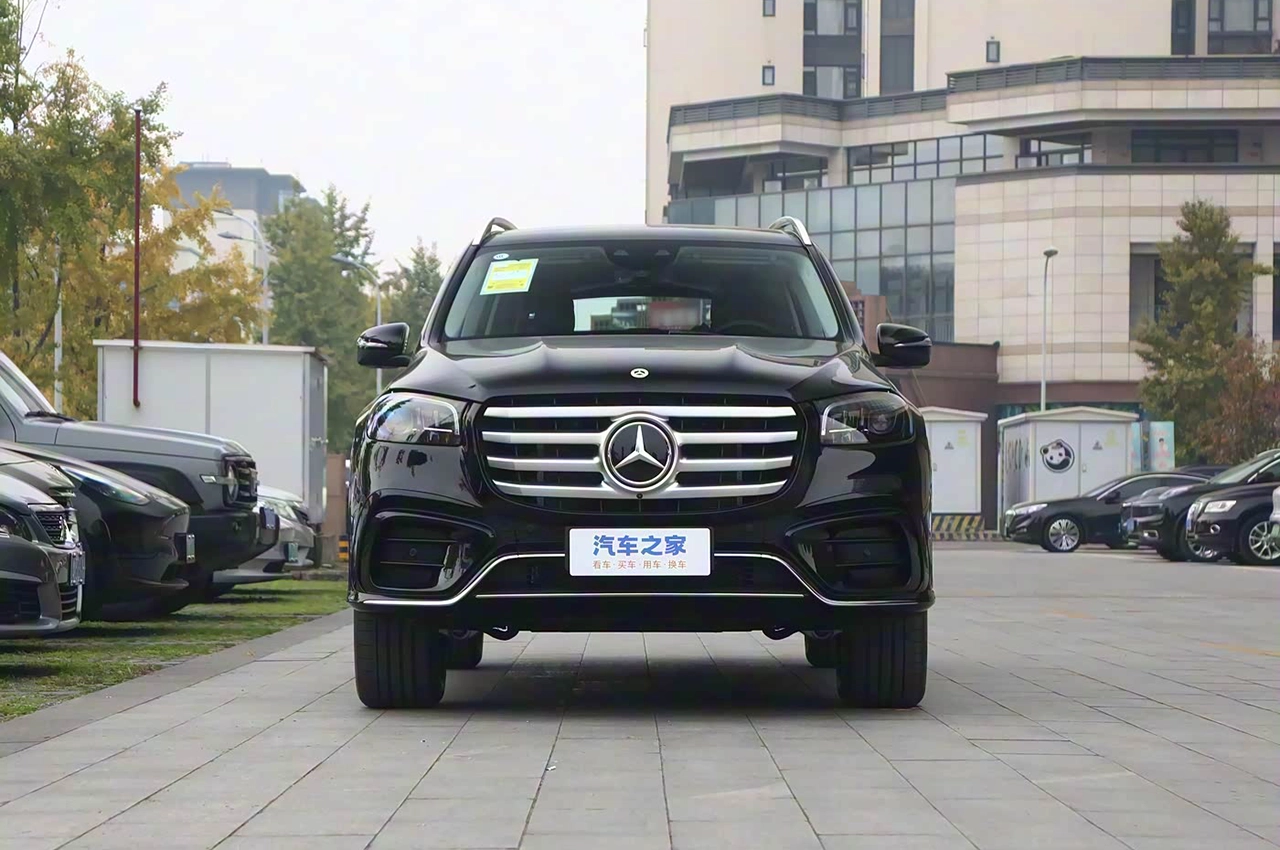 AutomobileFa Mercedes Benz GLS 14040927 1