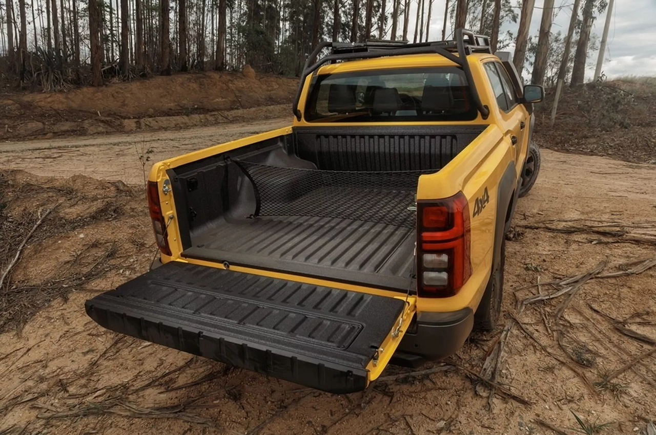 AutomobileFa Mitsubishi Triton Savanna Pickup 14040908 4