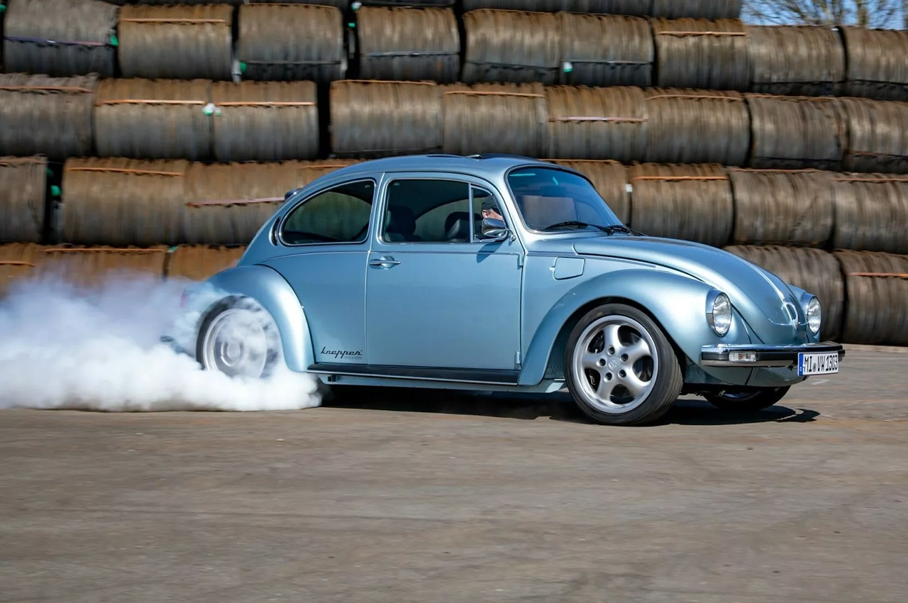 AutomobileFa VW Beetle 14040924 4