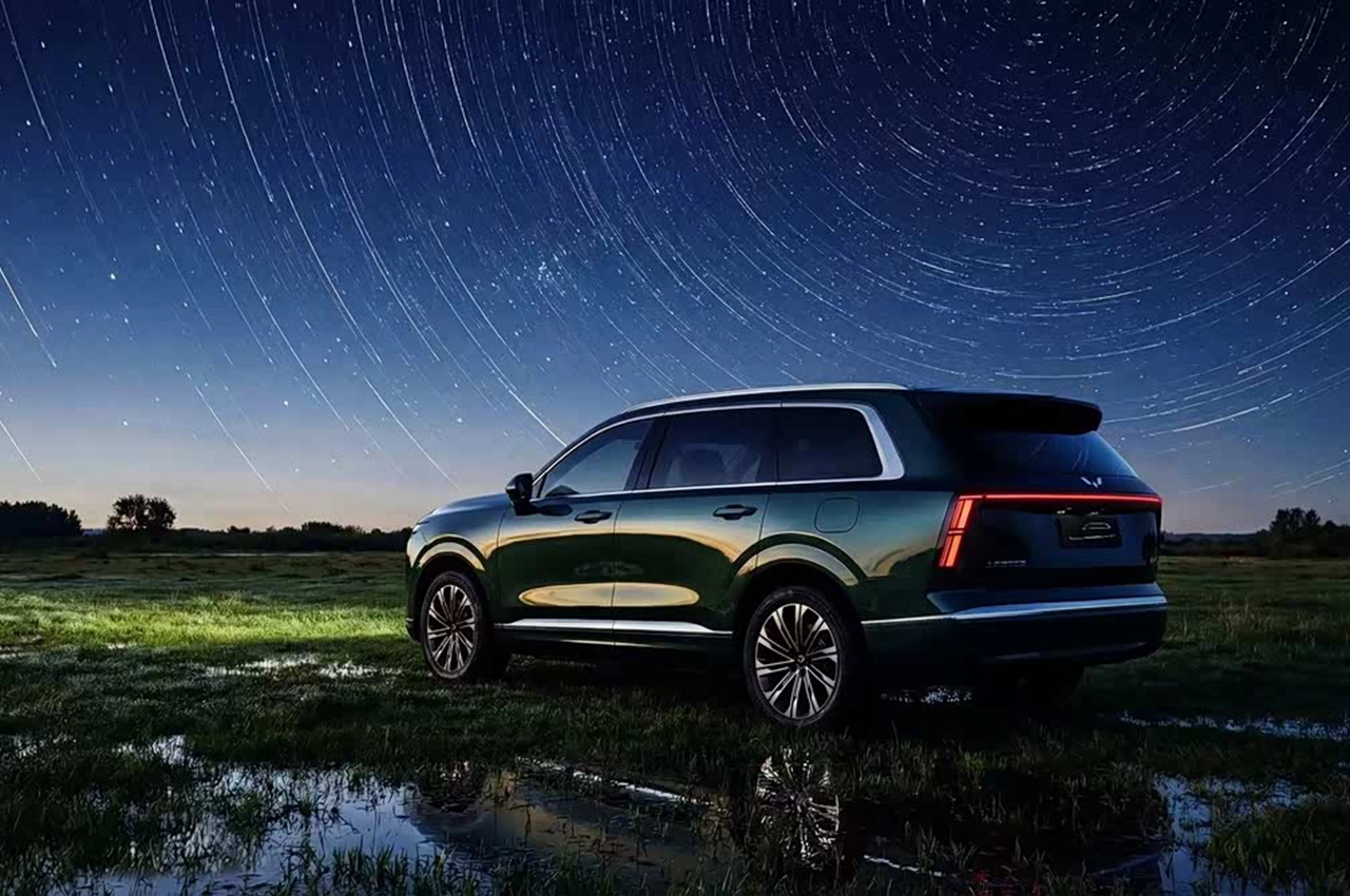 AutomobileFa Wuling Xingguang L 14040923 2