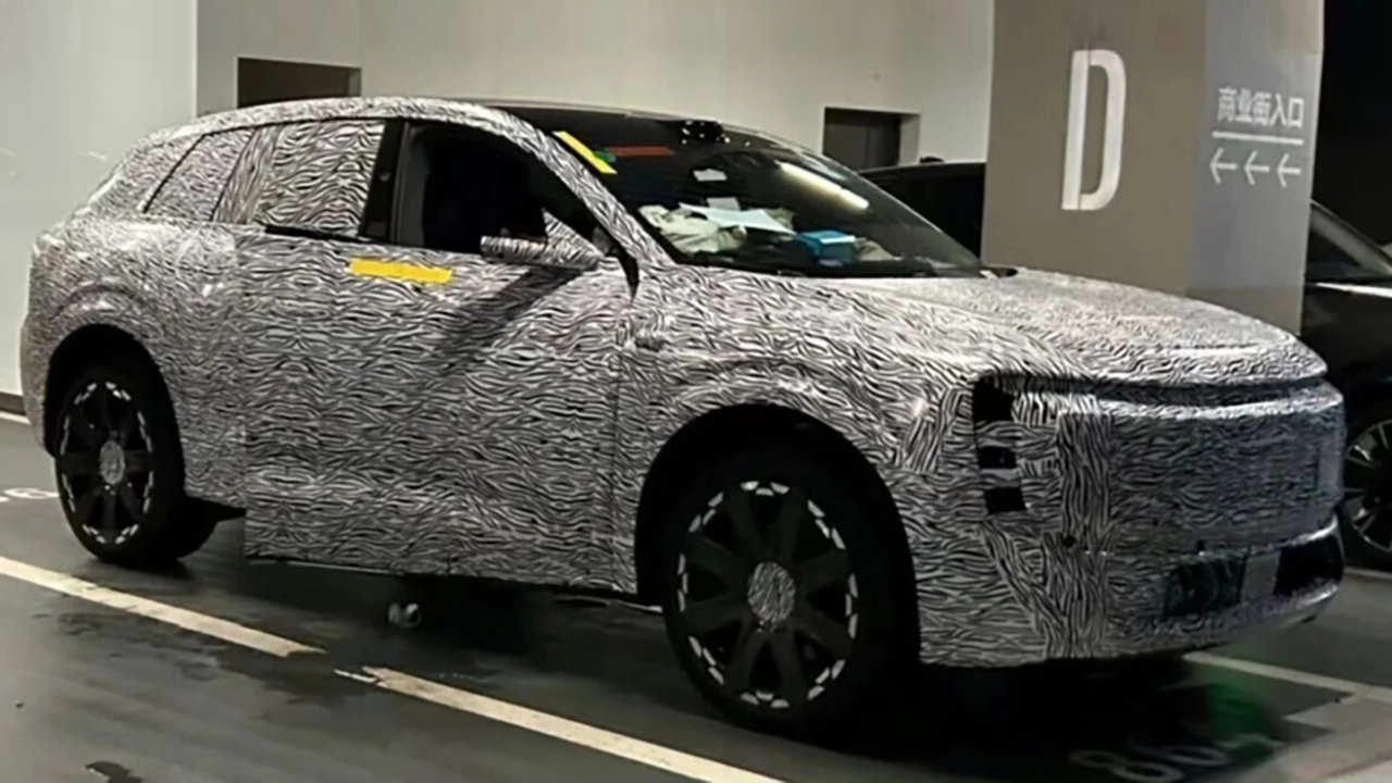 AutomobileFa electric AUDI E SUV 14040902 8