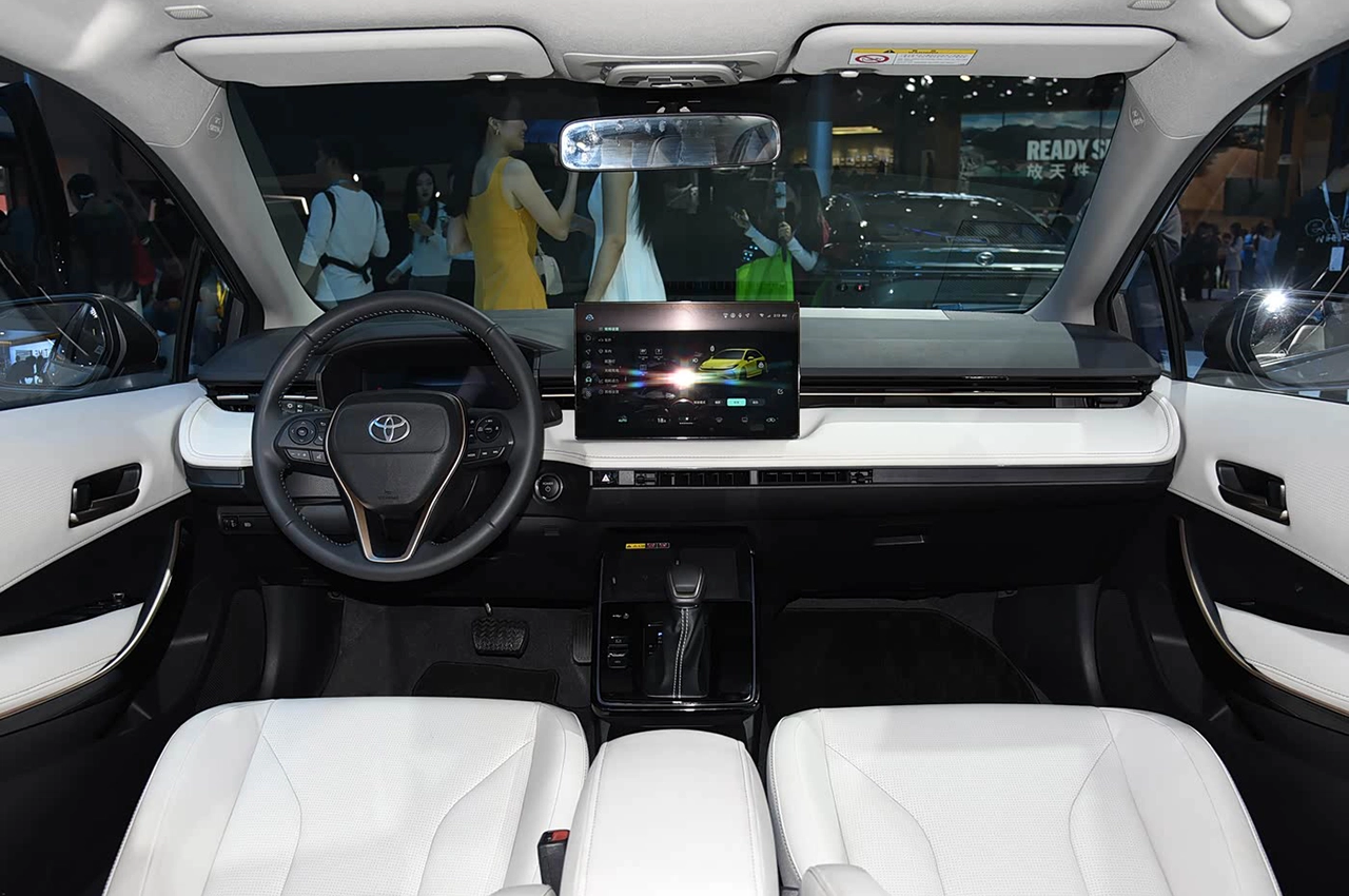 AutomobileFa toyotacorolla 14040924 8