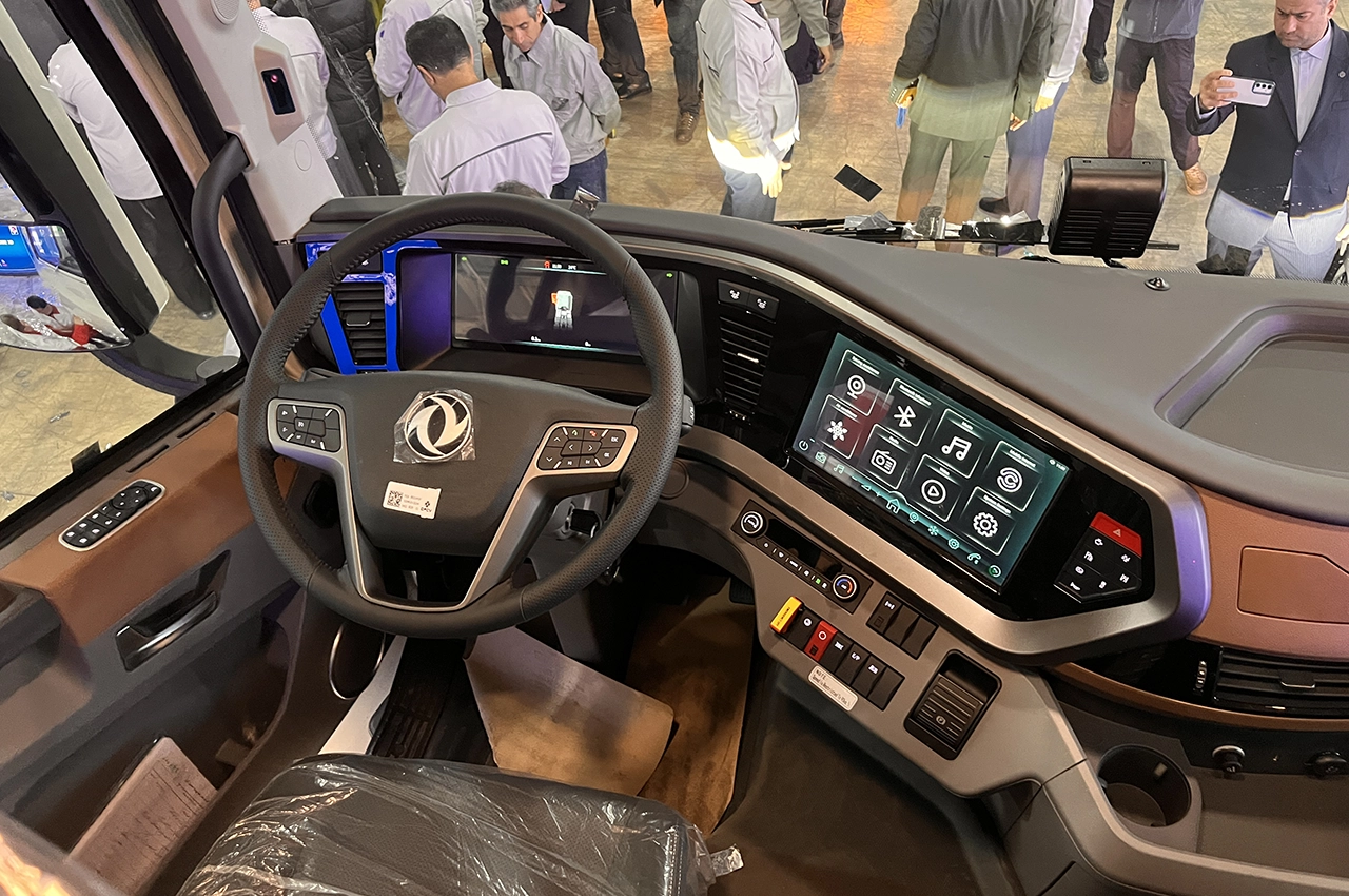 AutomobileFa dongfenggx560 saipadiesel 14041006 11