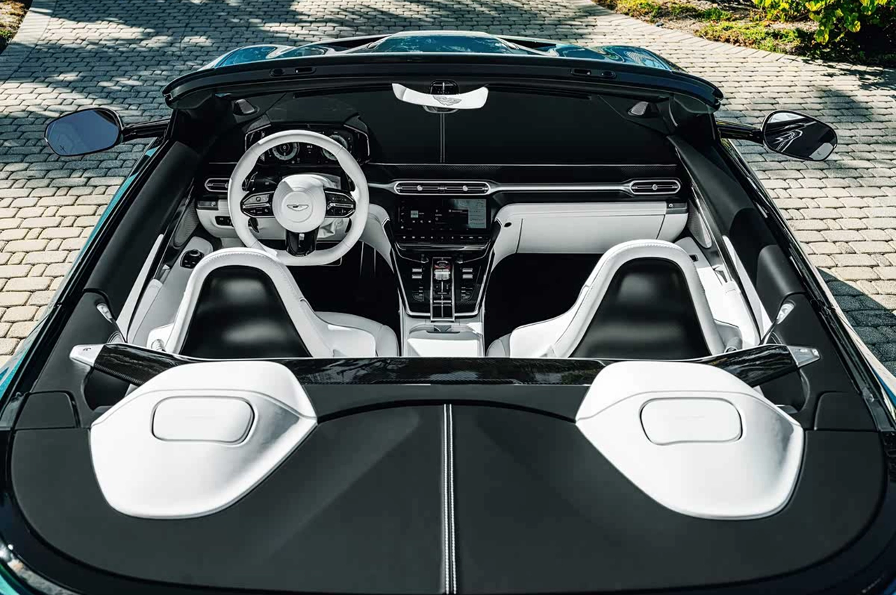 AutomobileFa Aston Martin Vanquish Volante 14041111 2