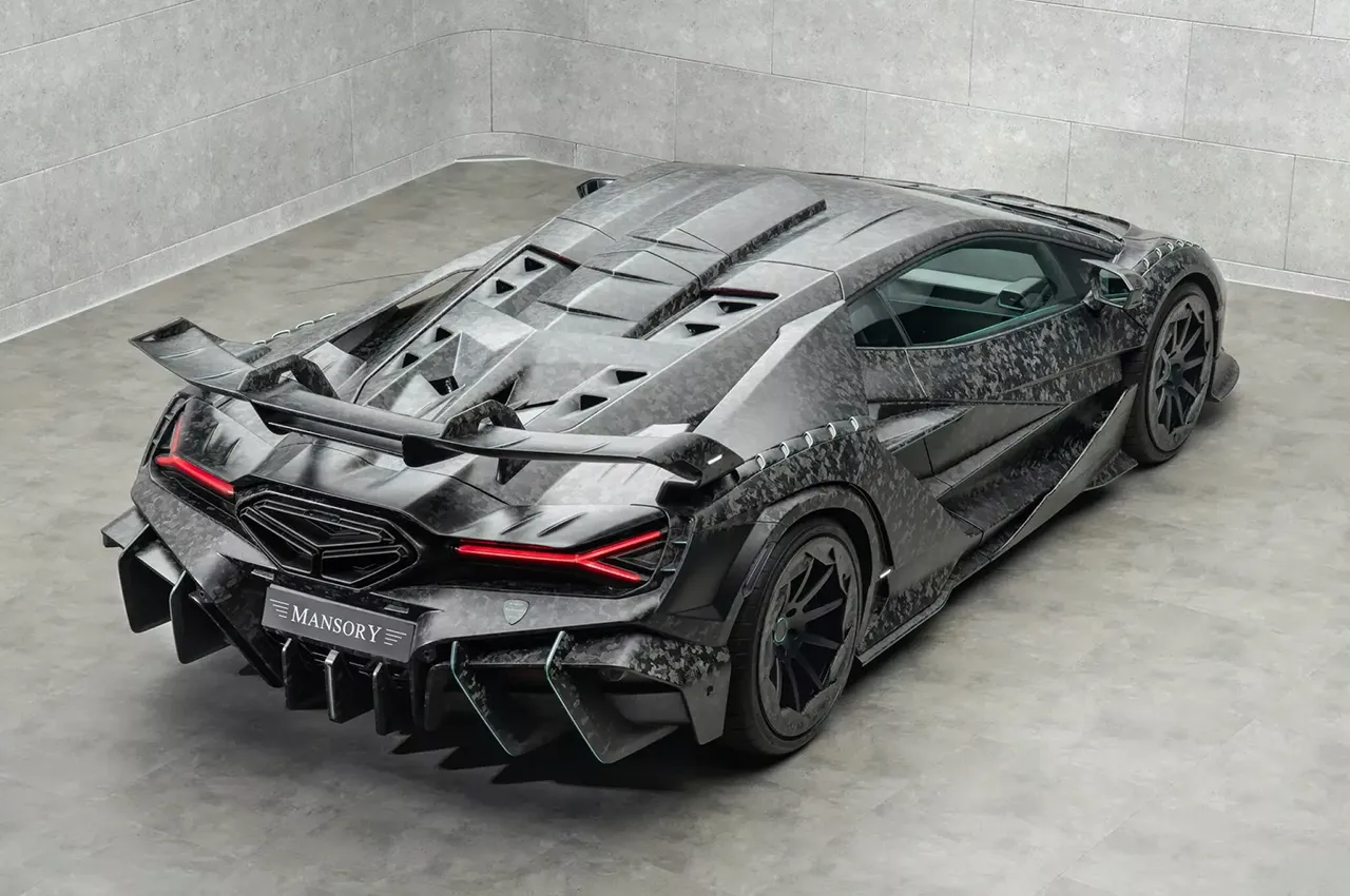 AutomobileFa Lamborghini Revuelto tuning 14041130 6