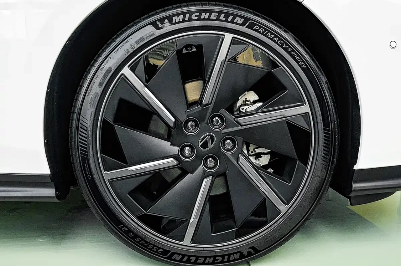 AutomobileFa Lexus ES 14041127 4