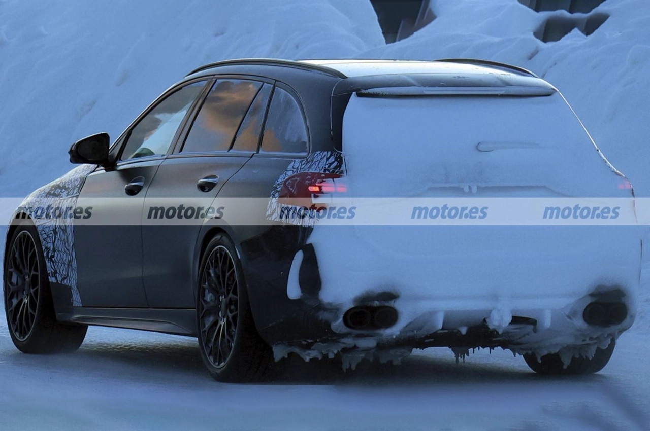 AutomobileFa Mercedes Benz AMG C53 14041124 1