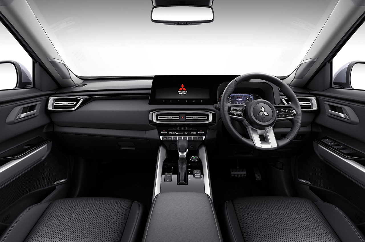 AutomobileFa Mitsubishi Destinator 14041113 8