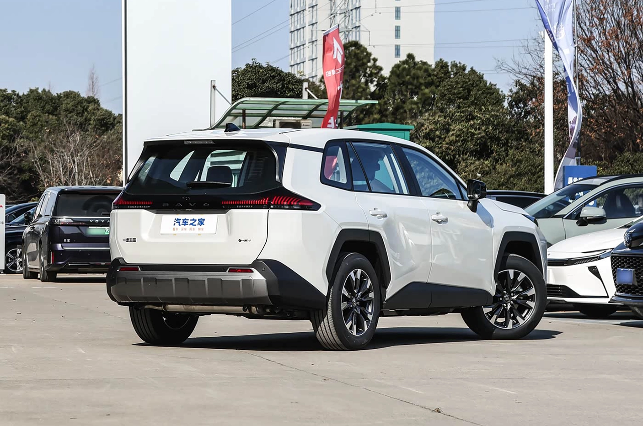 AutomobileFa RAV4 14041121 2