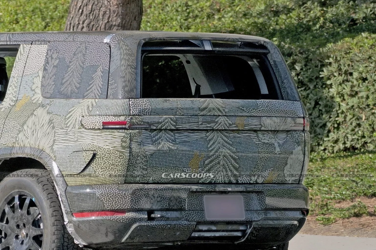 AutomobileFa Rivian R2 14041109 2