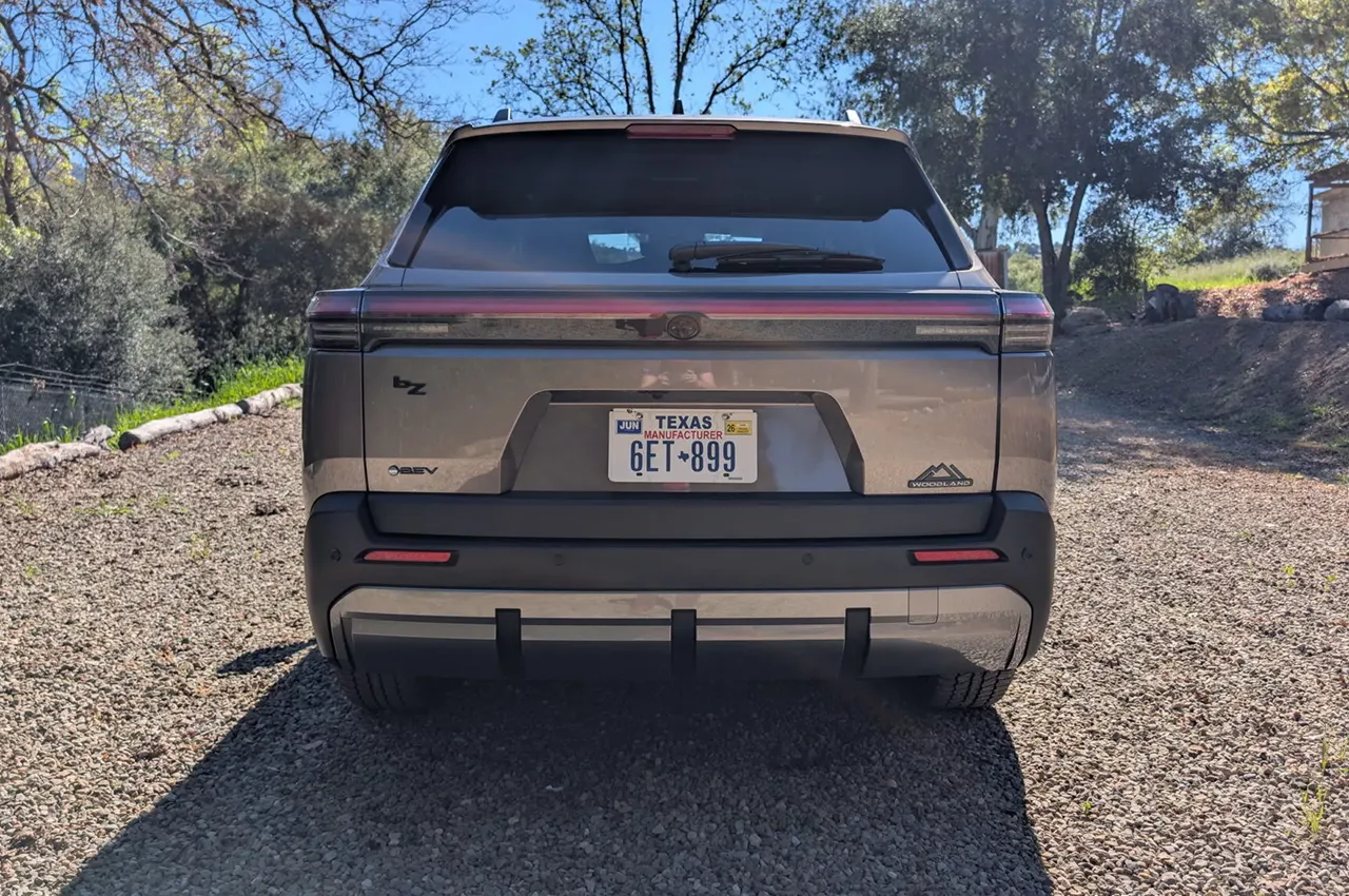 AutomobileFa Toyota bZ Woodland Electric 14041130 7