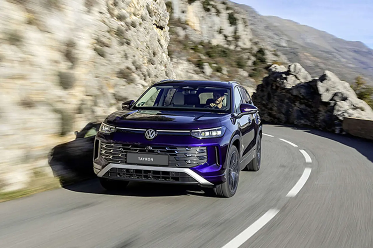 AutomobileFa Volkswagen TyroneL 140411101 8