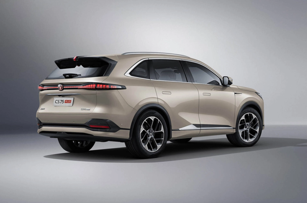 AutomobileFa changanCS75 plus 14041105 4