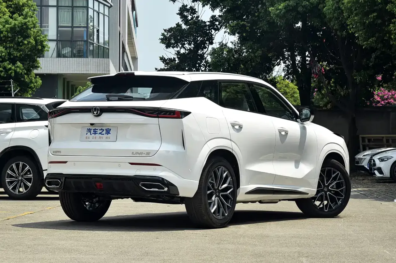 AutomobileFa Changan Uni Z 14041207 4