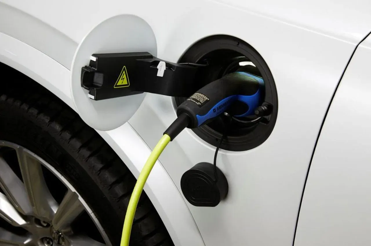 electric car