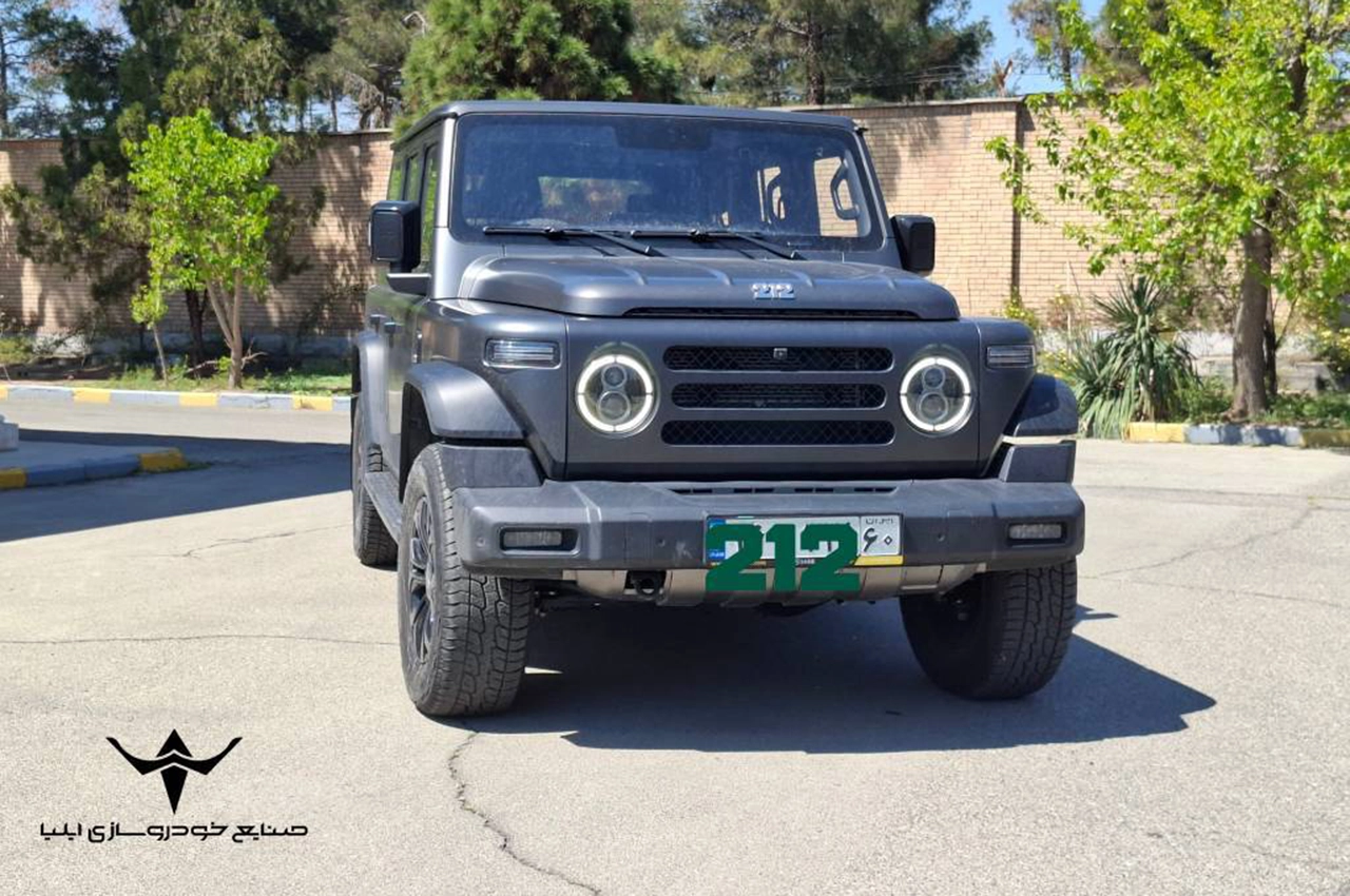 Ilya Automobile 212