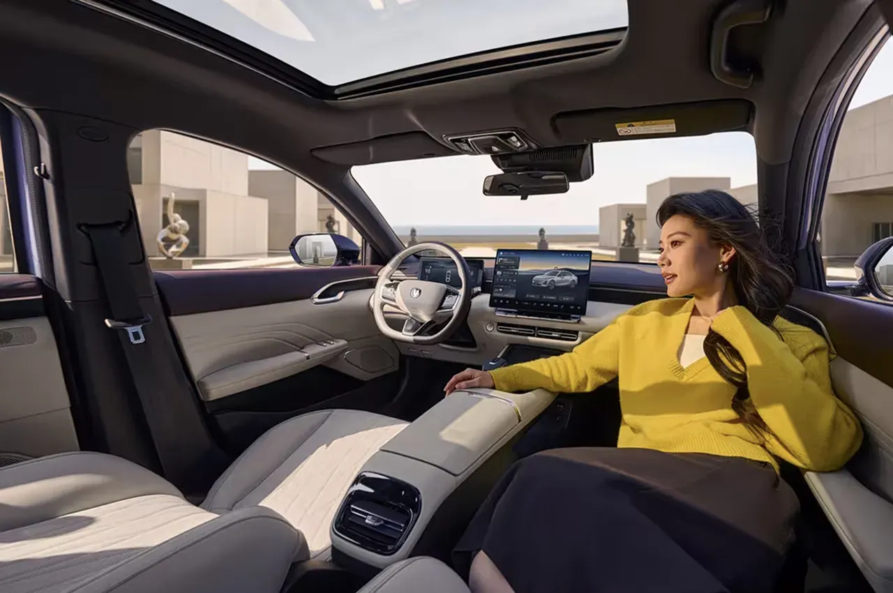 AutomobileFa Changan EADO 14050211 4