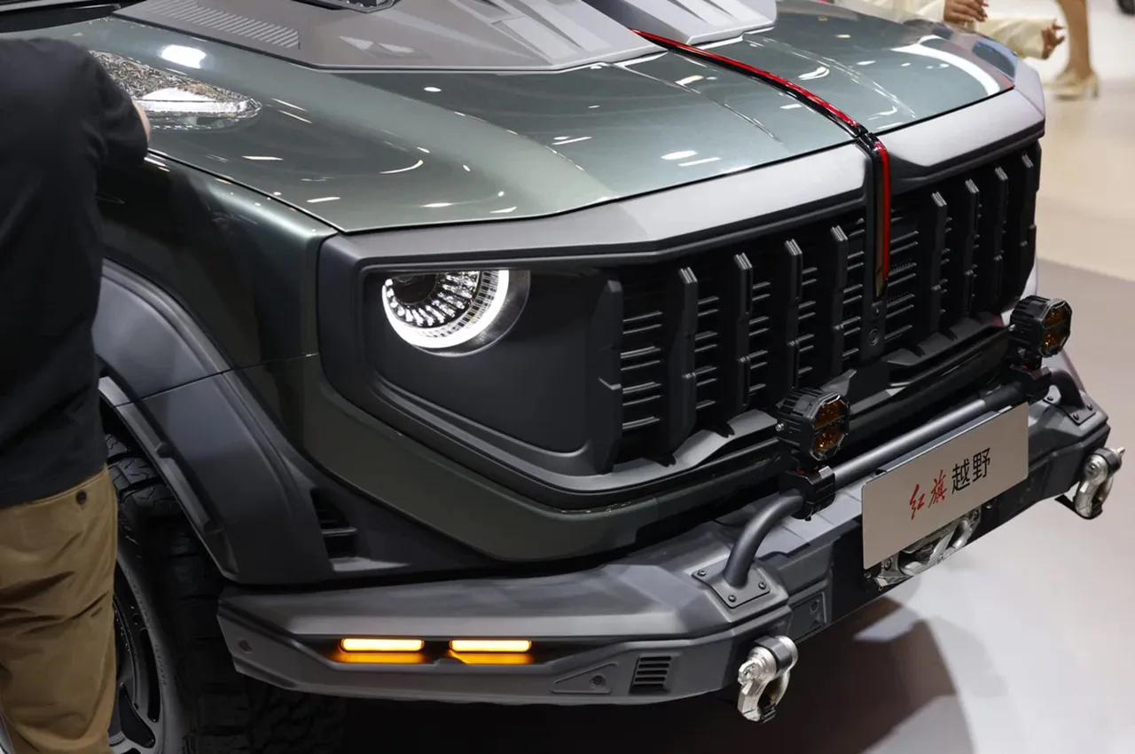 AutomobileFa Hongqi1927 SUV 14050218 3