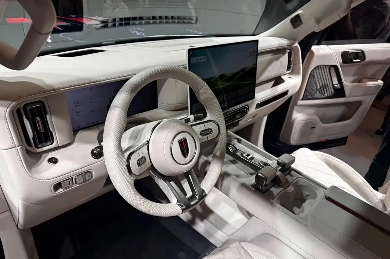 AutomobileFa Hongqi1927 SUV 14050218 4