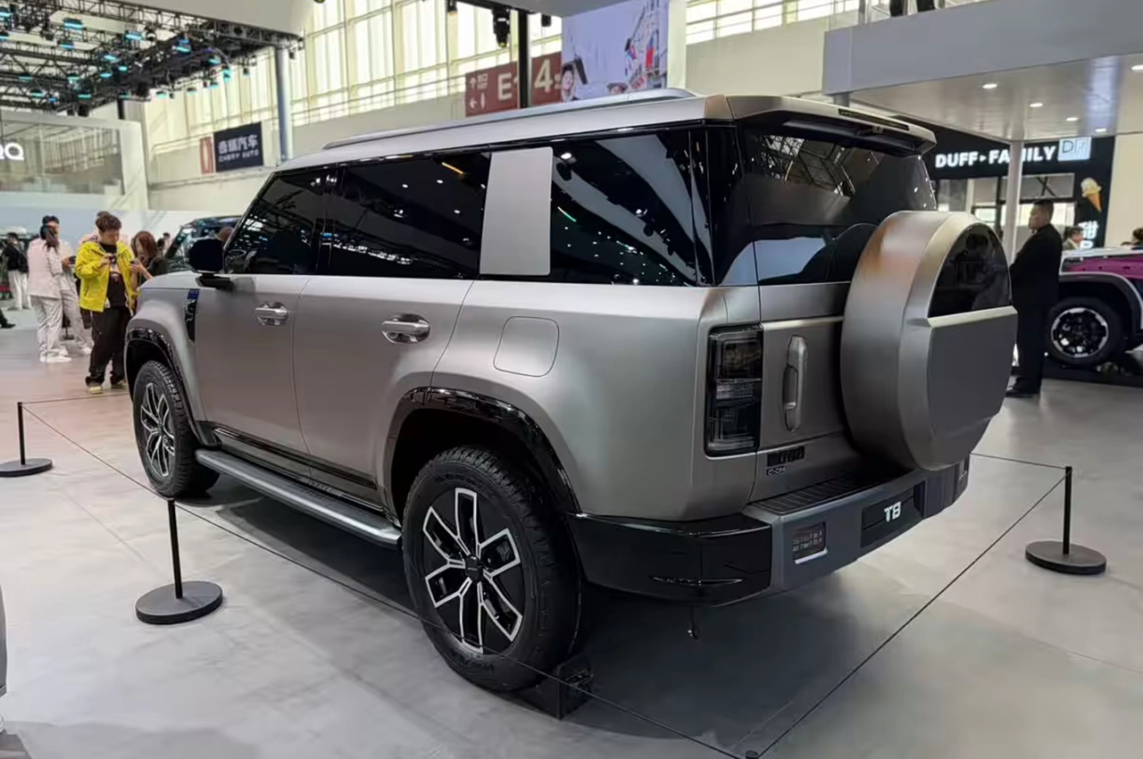 AutomobileFa Traveler 8 14050221 3