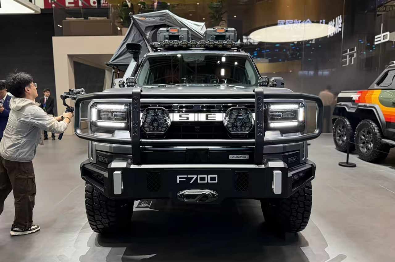 AutomobileFa Vertical and horizontal F700 14050221 5